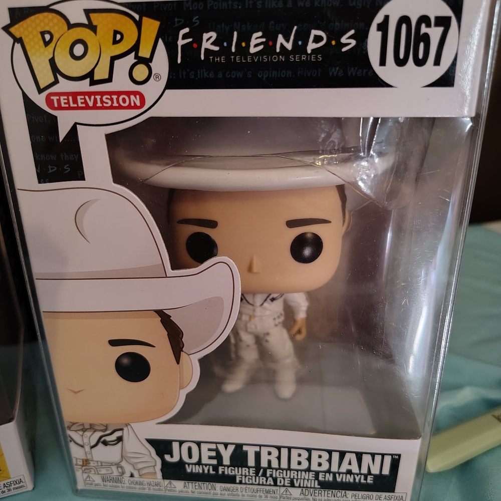 Funko Pop! Friends Joey Tribbiani Vinyl Figure - White